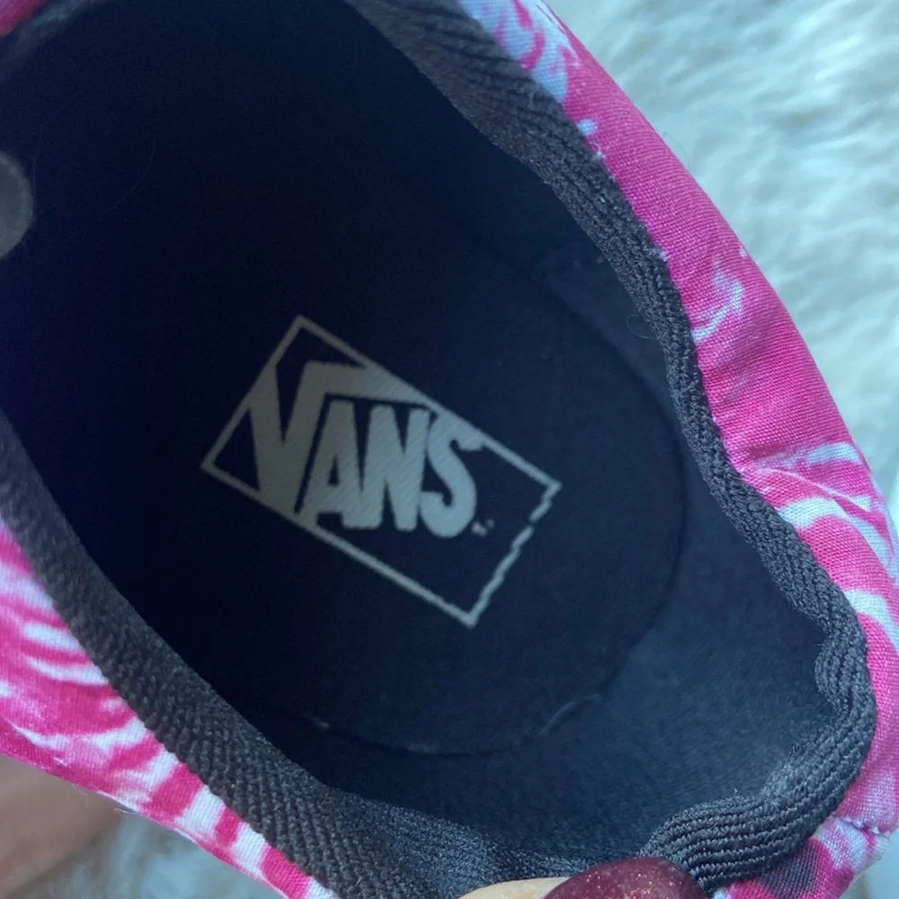 Blokecore Vans sneaker old skool lace up tie dye shoe magenta pink white youth 6